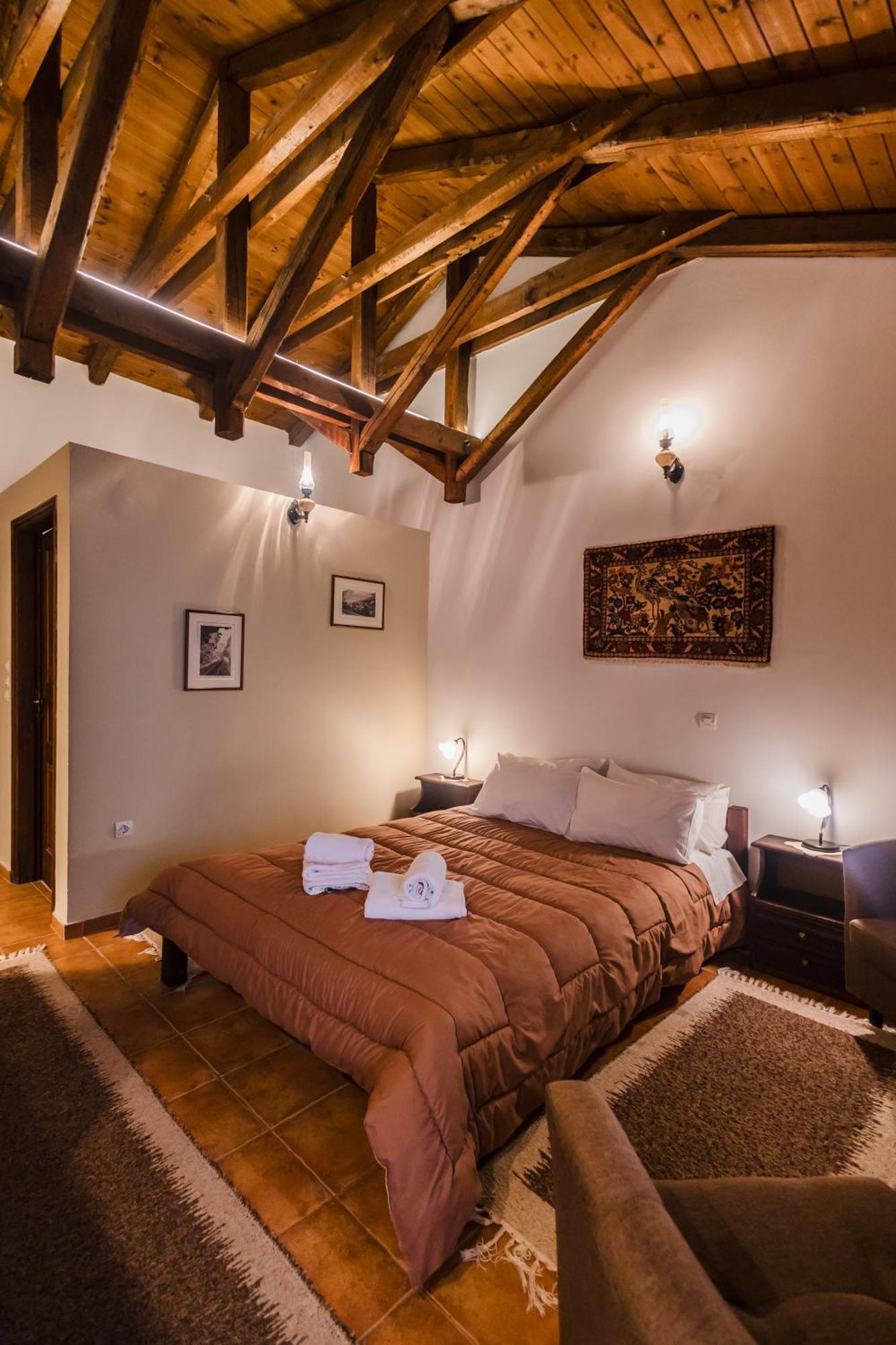 Guesthouse Armakas Kalavryta Eksteriør billede